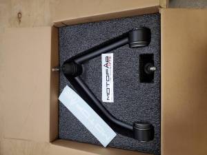 17-18 Chevy GMC Silverado / Sierra 1500 Upper Control arms RED - Image 2